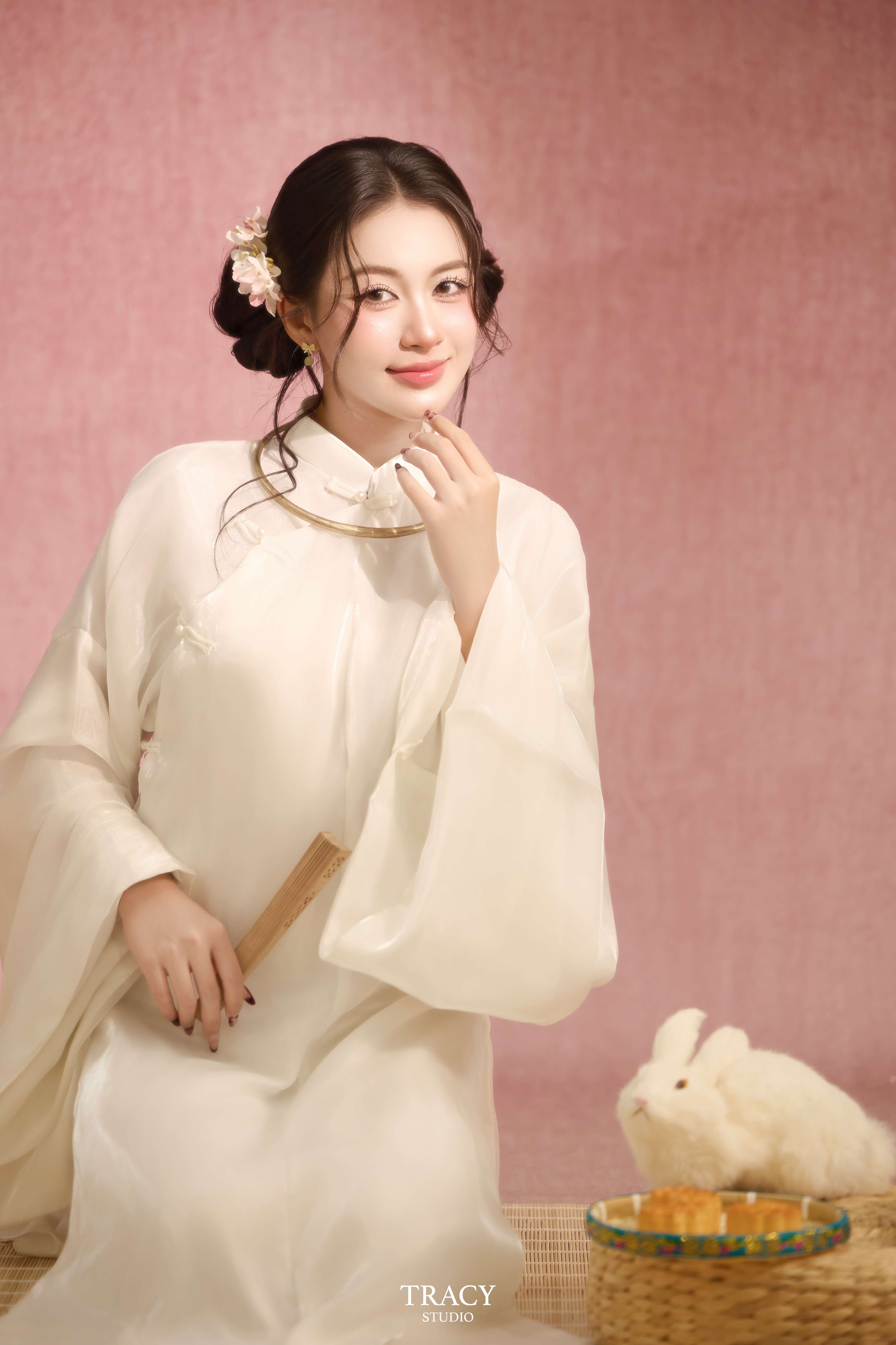 tracy studio chụp concept trung thu thỏ trắng